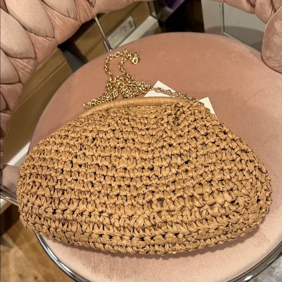 Antik Kraft Gold Chain Woven Clutch - Picture 2 of 3